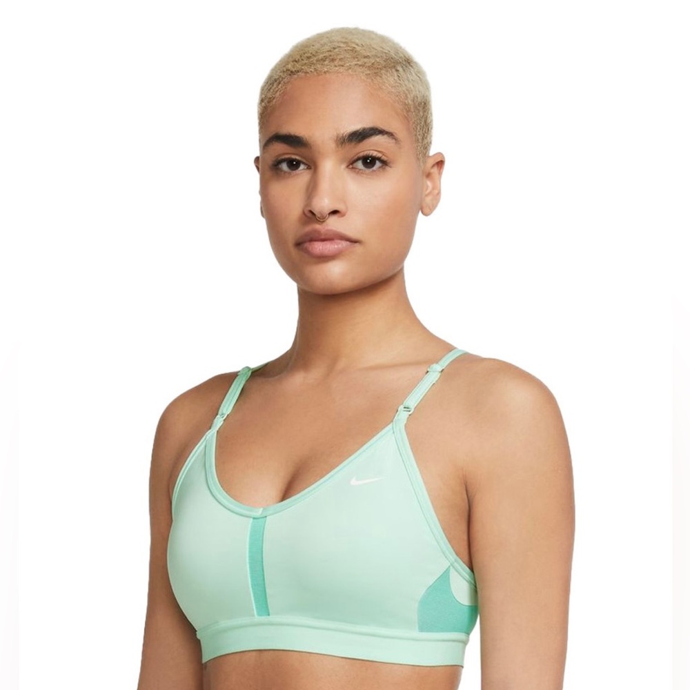 Women’s Nike Indy Sports Bra - Picture 3 of 8